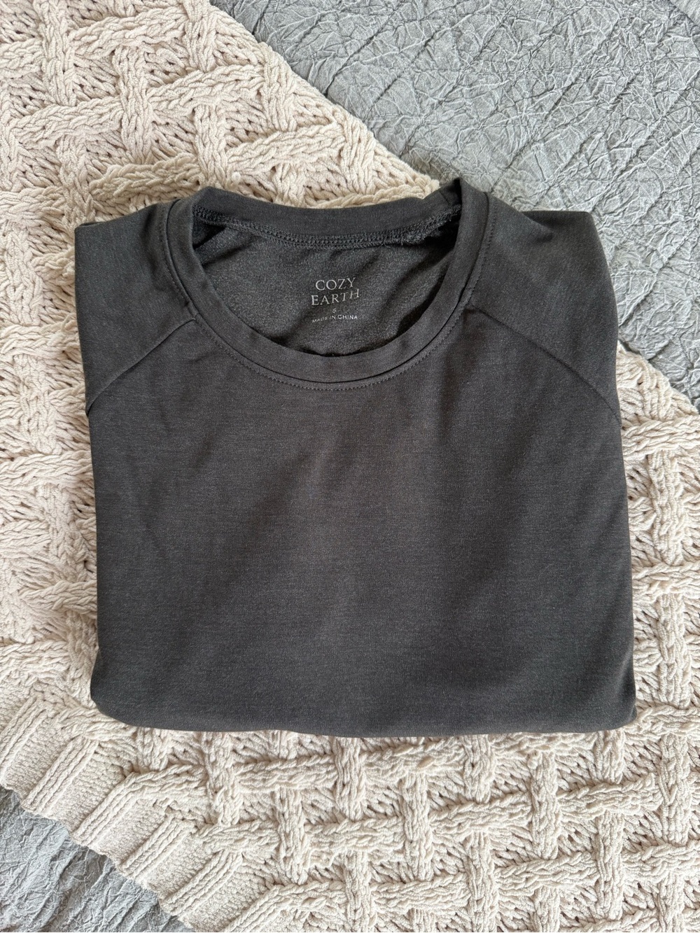 Cozy Earth Black Crewneck Sweatshirt